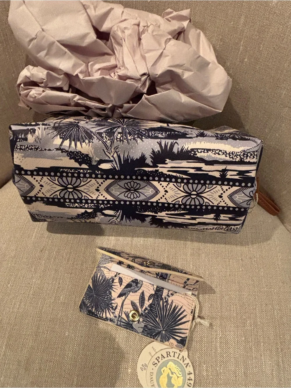 Spartina 449 “Ashley River” Cosmetic Case and cardholder set
